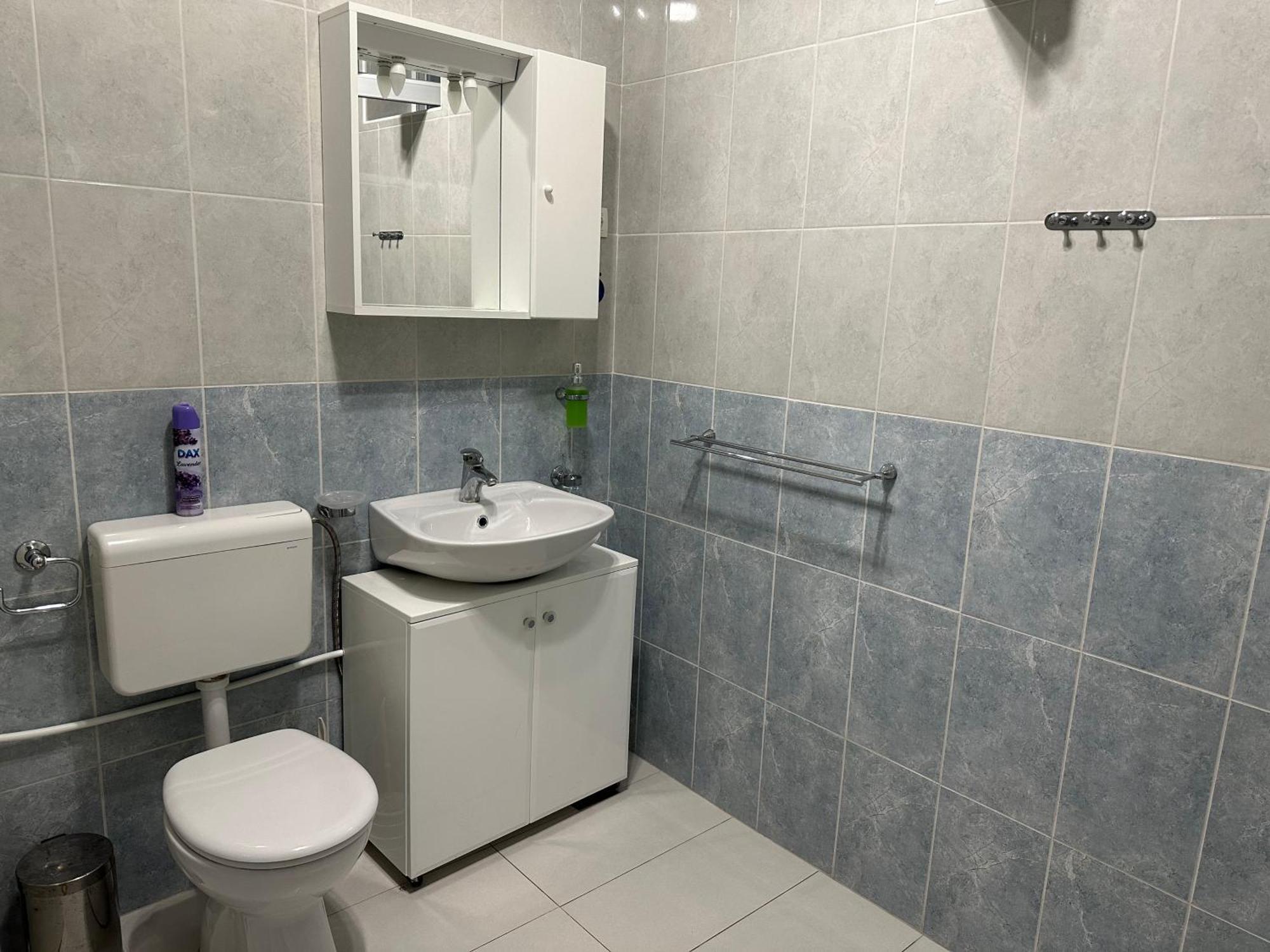 Spacious 1 Bedroom 4 Star Apartment, مْليني المظهر الخارجي الصورة