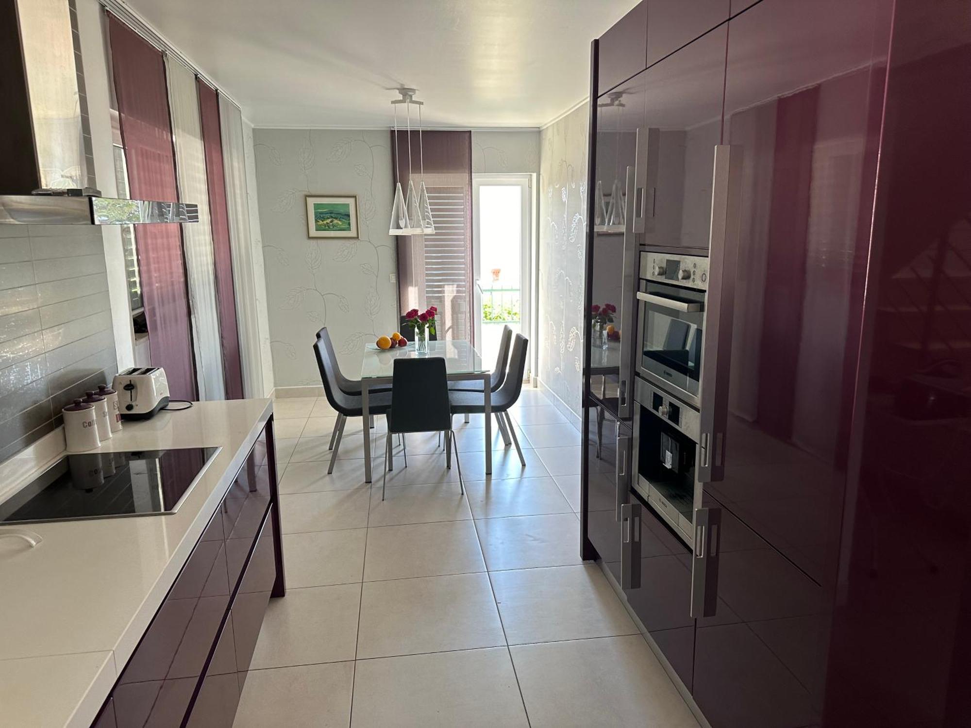 Spacious 1 Bedroom 4 Star Apartment, مْليني المظهر الخارجي الصورة