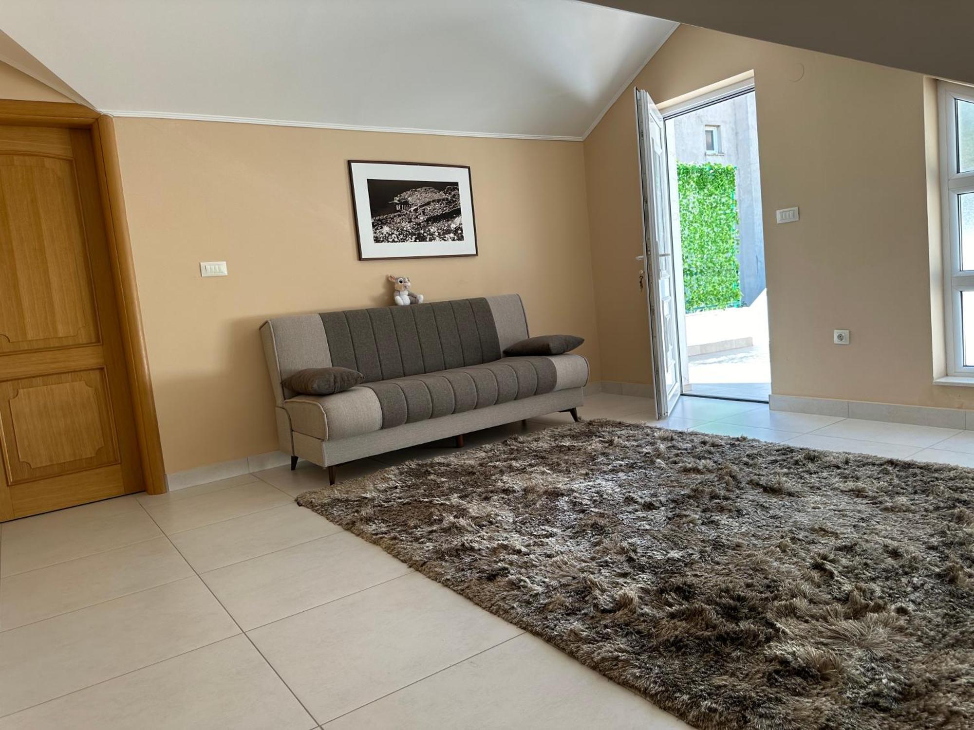 Spacious 1 Bedroom 4 Star Apartment, مْليني المظهر الخارجي الصورة